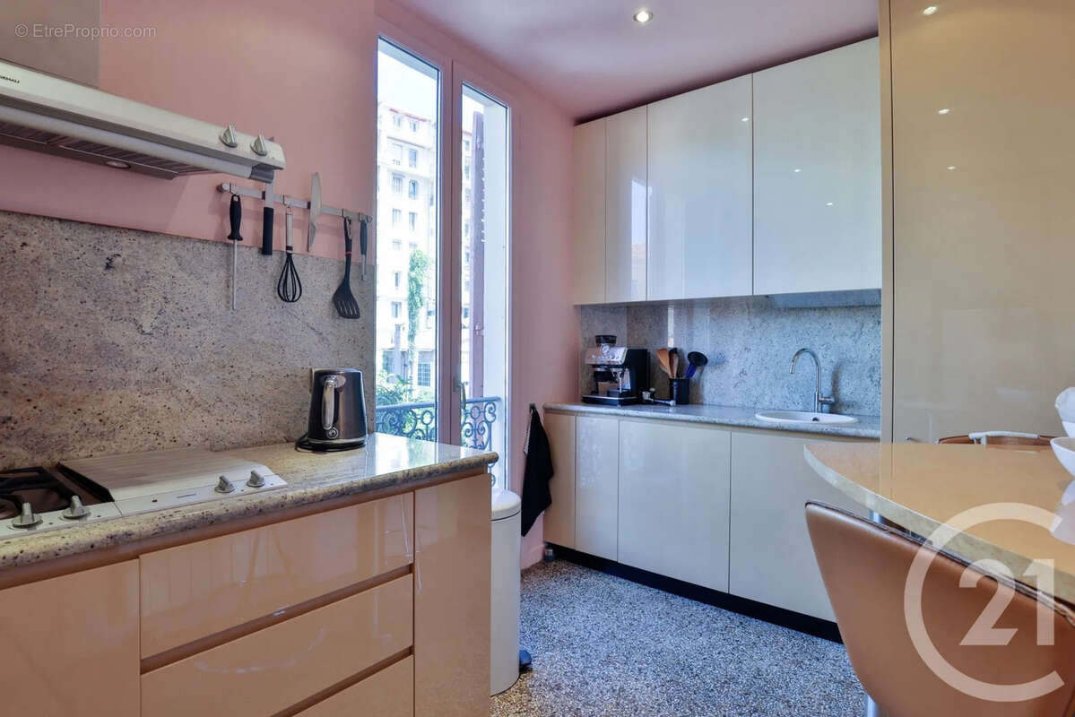 Appartement à NICE
