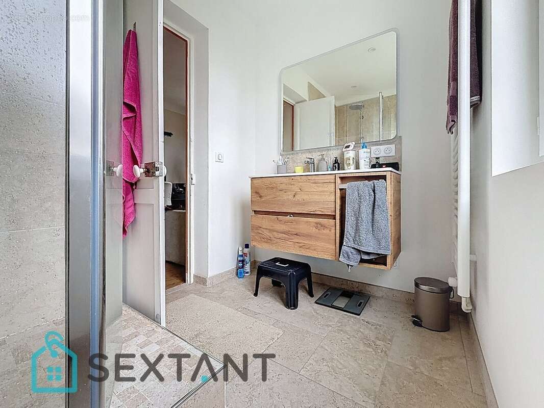 Maison à LE PETIT-QUEVILLY