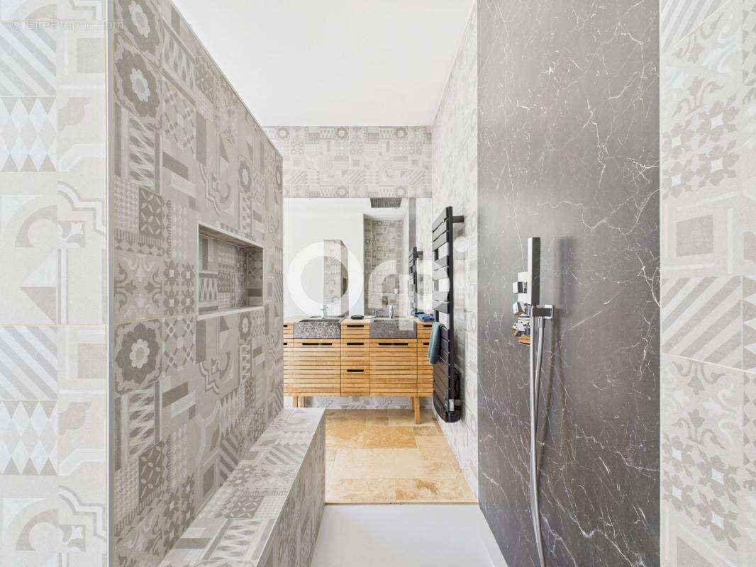 Maison à MONTAUROUX