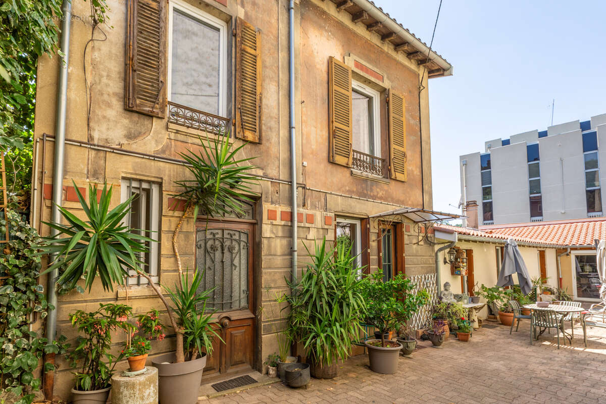 Centre ville Vienne - Belle maison bourgeoise 120 m2 - photo 16