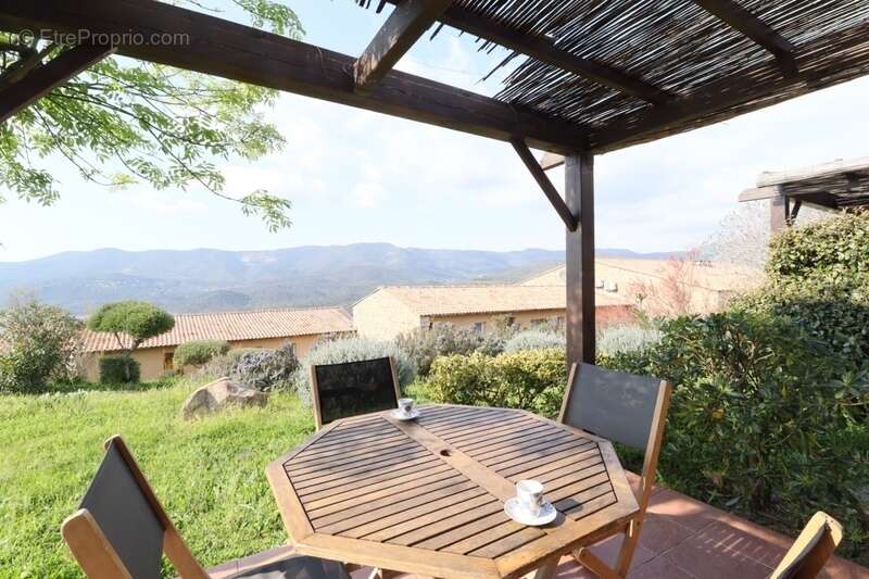 Exclusivité - T2 rénové, vue panoramique mer, montagne, en Corse du Sud (20) - photo 33