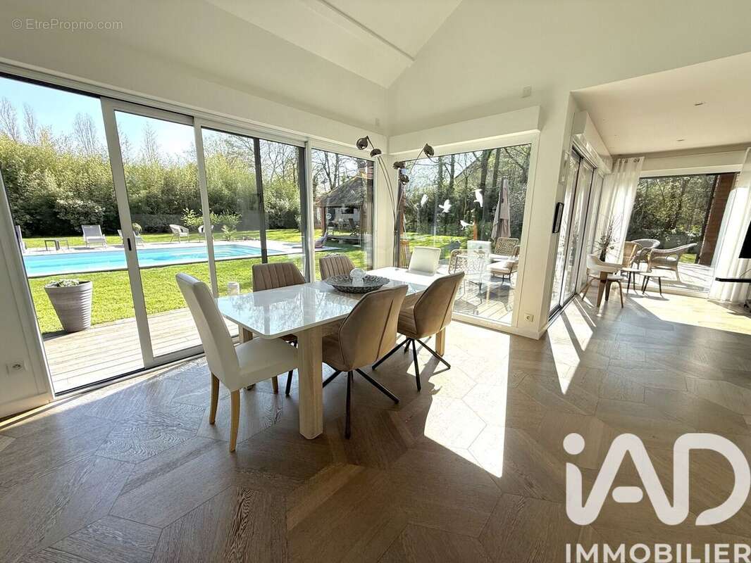 Photo 2 - Maison à HERIC