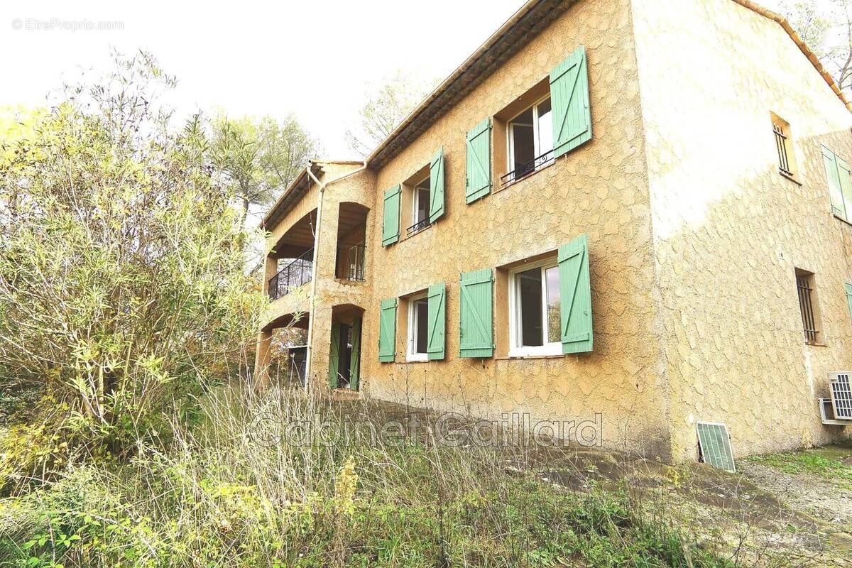 Maison à PEYMEINADE