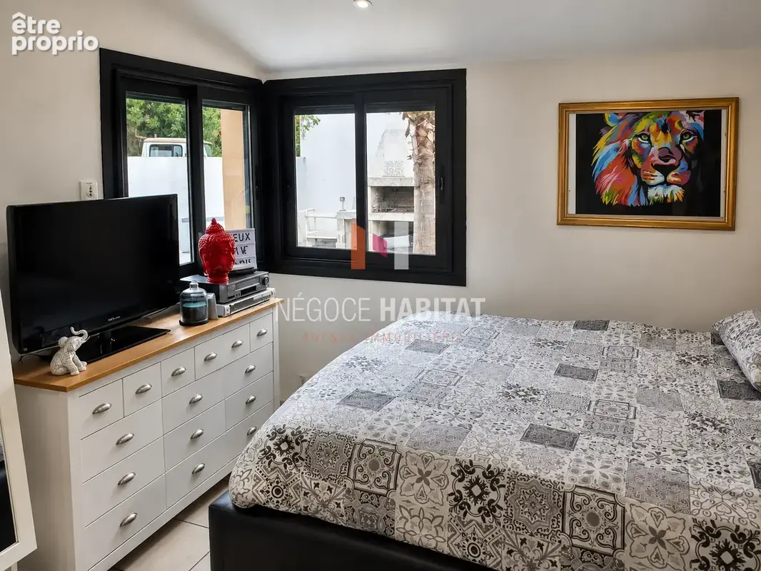 Ensemble immobilier 350 m2   Maison + 5 logements   Mauguio - photo 5