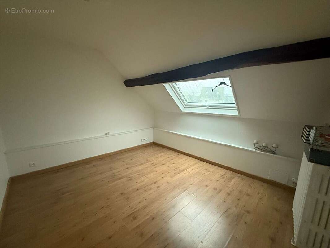Maison Ully Saint Georges 10 pièce(s) 245 m2 - photo 7