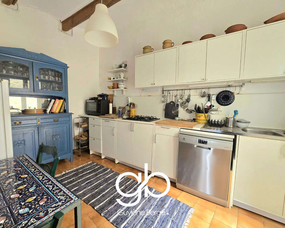 Maison à SAINT-SERIES