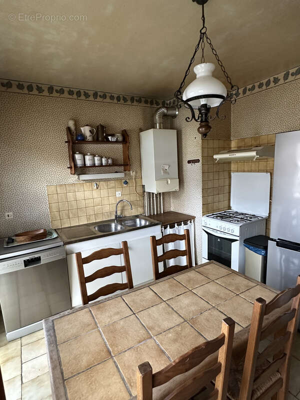 Maison à VAUX-LE-PENIL