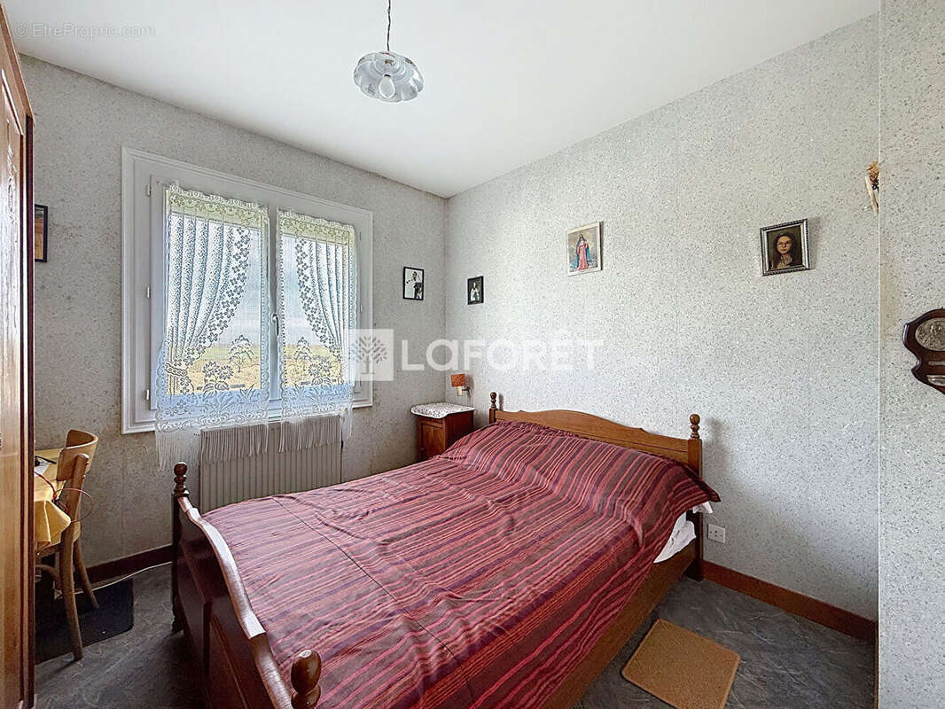 Maison à DOUE-LA-FONTAINE