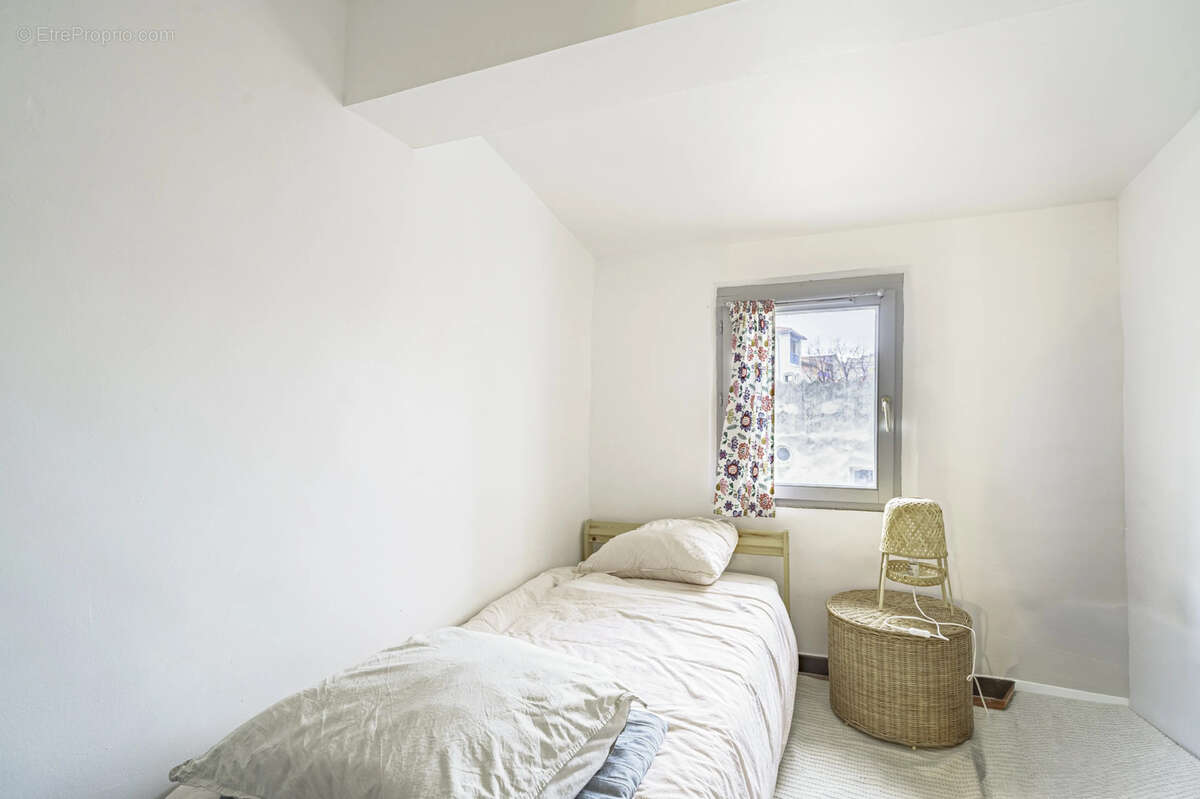 Appartement à MARSEILLE-2E