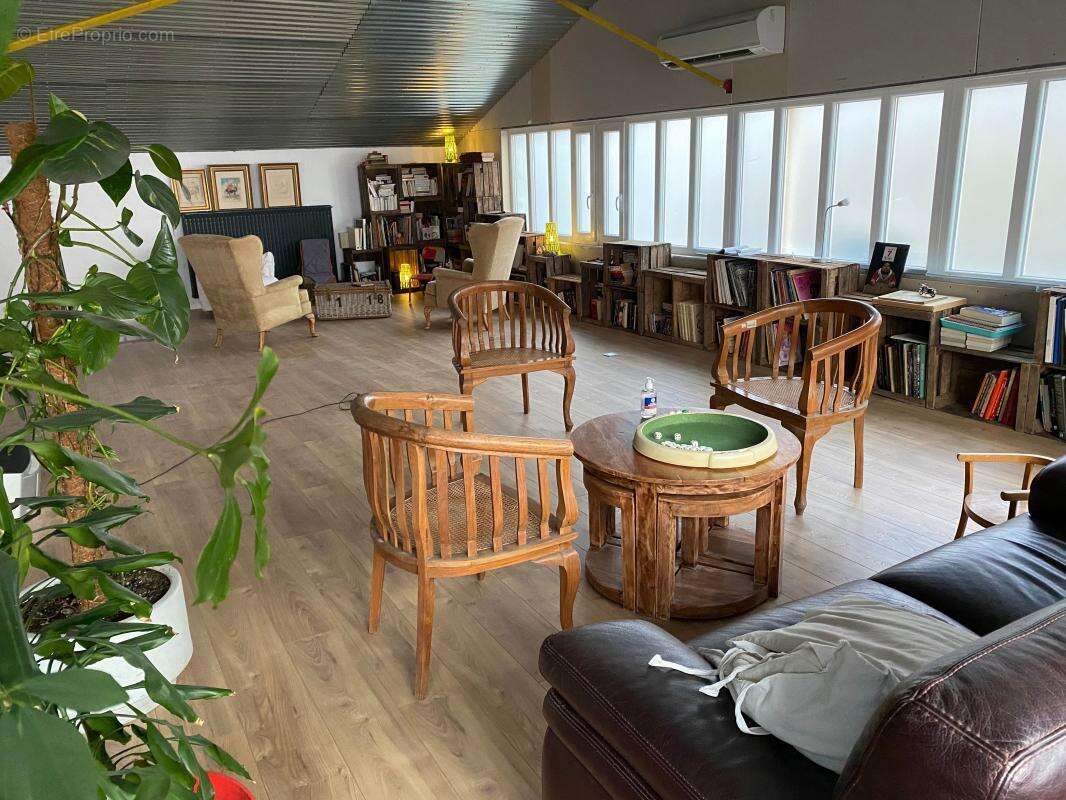 Appartement à SAINT-MAUR-DES-FOSSES