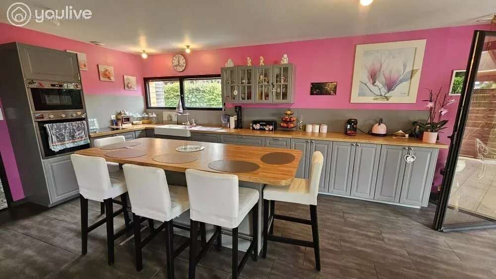 Maison contemporaine de 7 pièces à Pléguien, 185 m² - photo 2