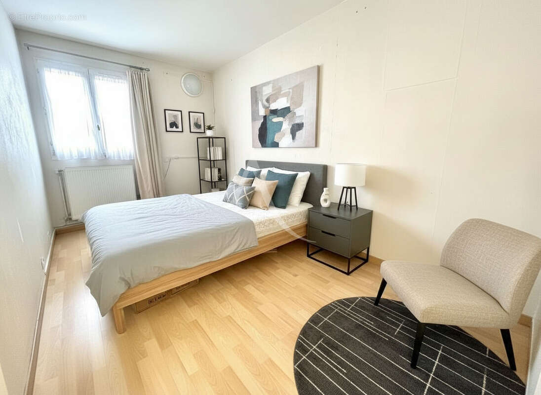 Appartement à LOGNES