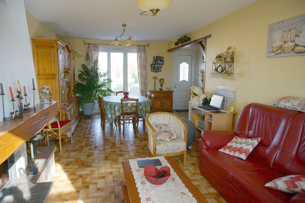 Maison à PARAY-LE-MONIAL