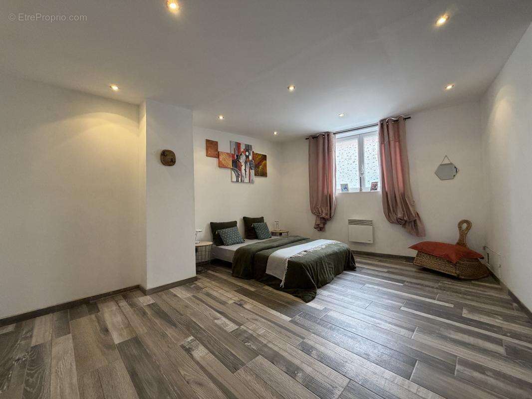 Maison 133 m² à Oisy-Le-Verger  - photo 7