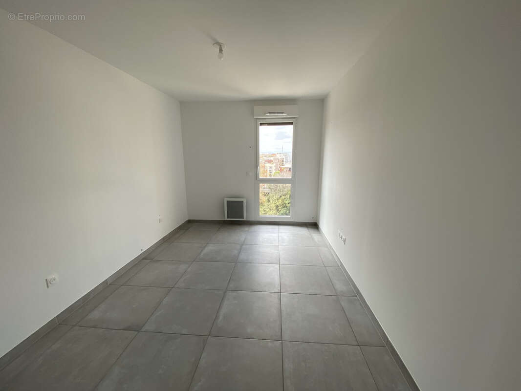 Appartement moderne avec double parking et terrasse en étage élevé - photo 12