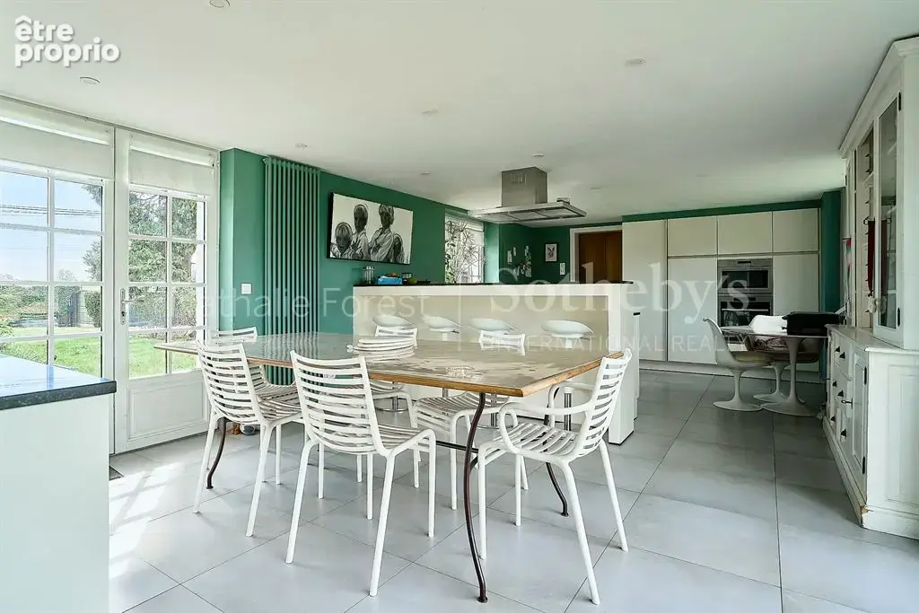 Linselles , charmante ferme au carré sur 2700 m2 de terrain , 6 ch , 5 box , 3 garages - photo 11