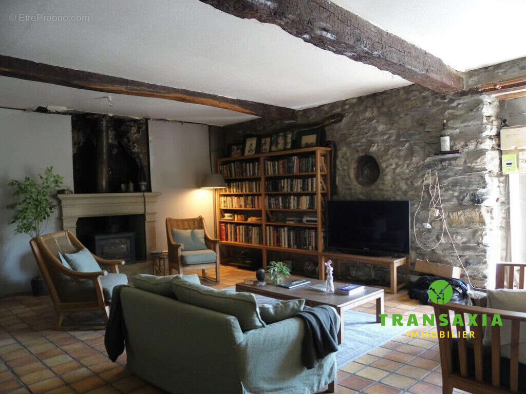 Maison 112 m² à Saint-Lary  - photo 5