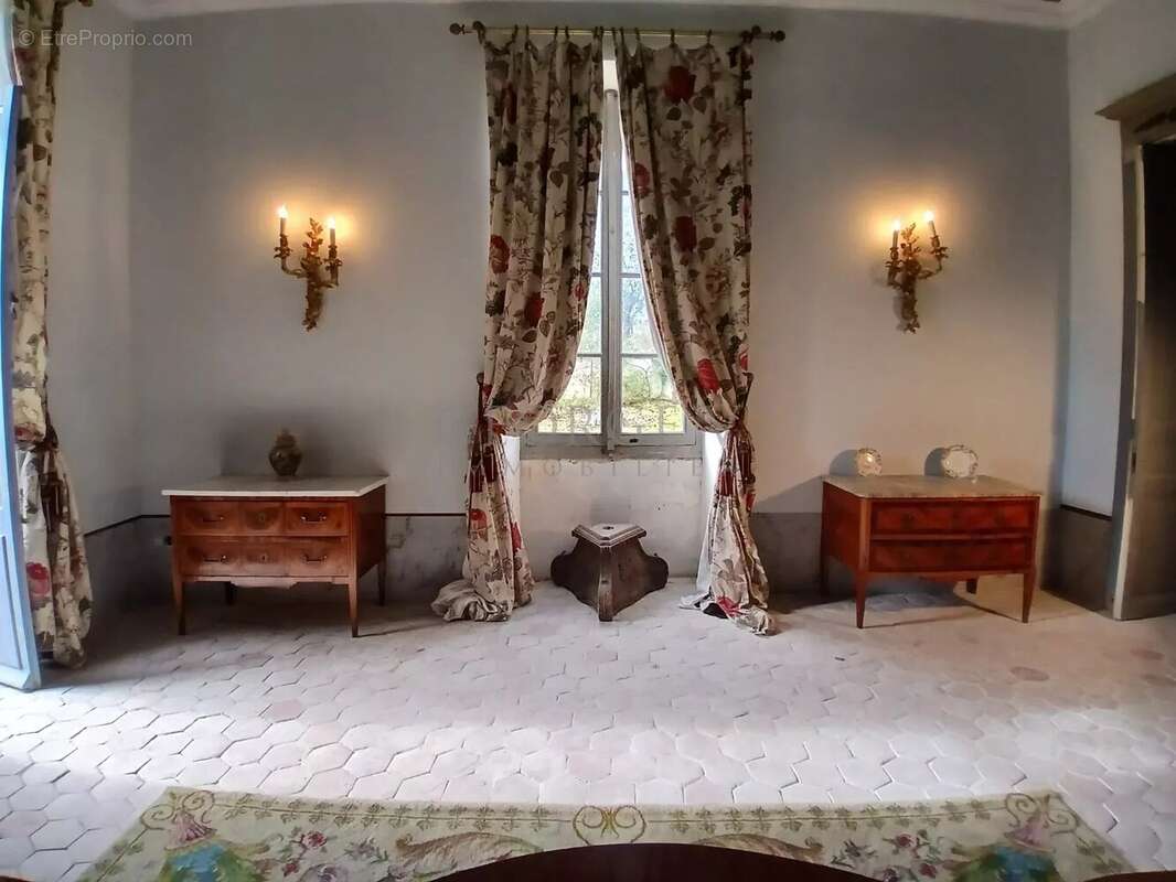 Maison à BEAUCAIRE