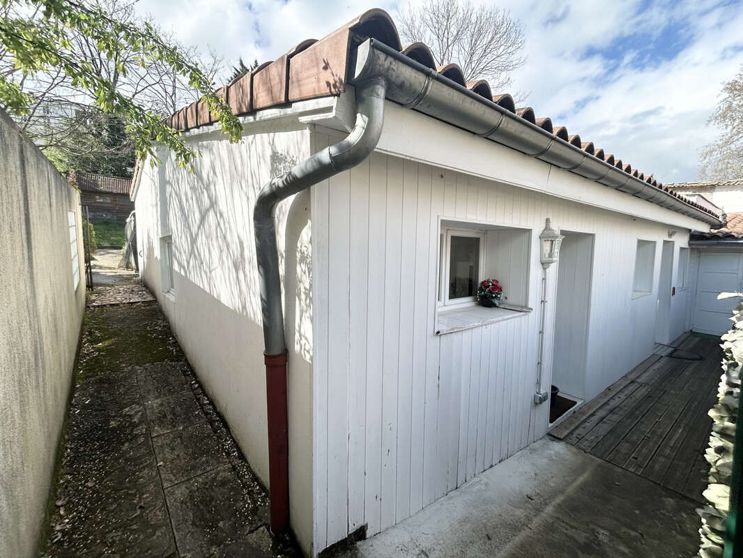 Maison à CHAMPAGNE-AU-MONT-D'OR