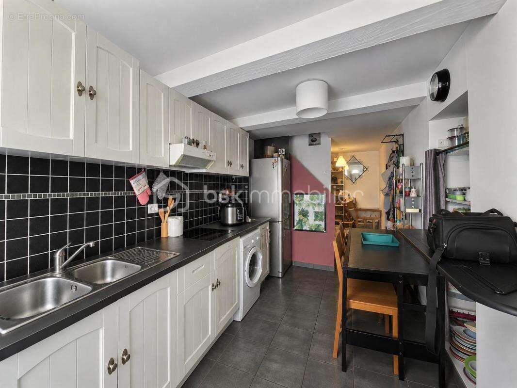 Charmante maison de village rénovée – Idéale résidence secondaire ou premier achat ( MONTLAUR 11220 ) - photo 3
