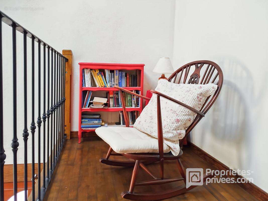 Maison à SAINT-VINCENT-DE-CONNEZAC