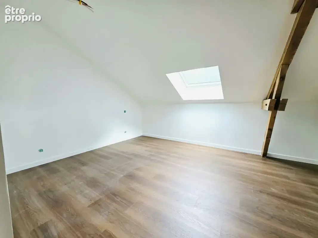 Maison entièrement rénové avec terrain - photo 8