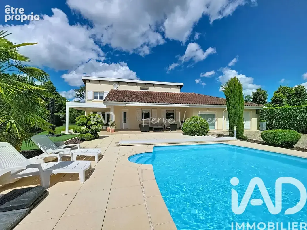 Photo 1 - Maison à MONTAGNAT