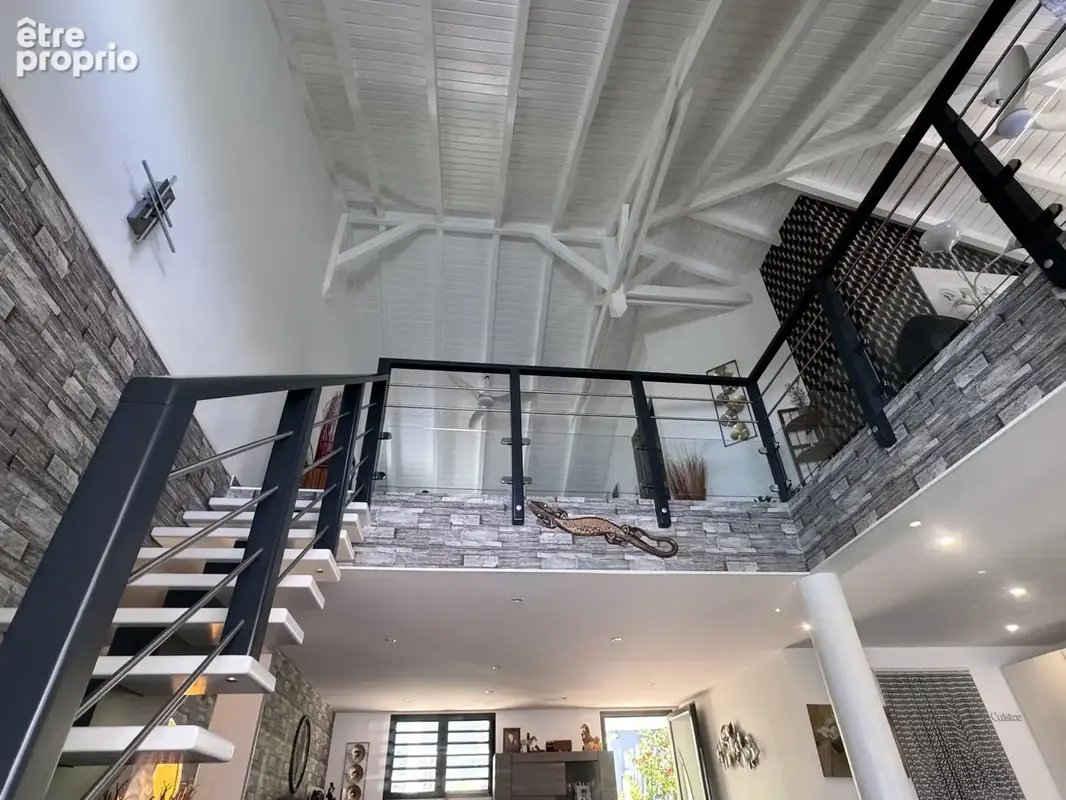 LE MOULE   Villa neuve 2023 avec dépendance, piscine et vue mer - photo 9