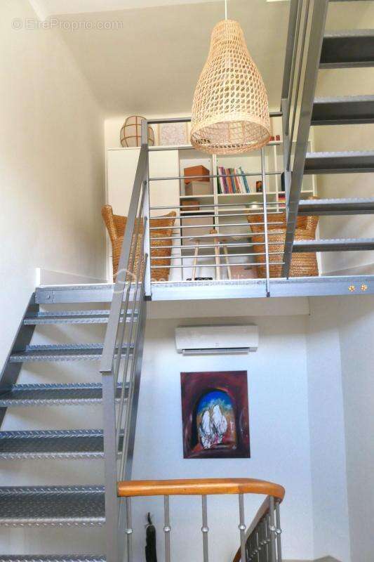 Maison à RIBAUTE-LES-TAVERNES