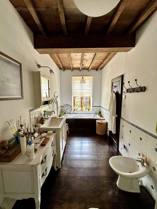 Maison à BELLEGARDE