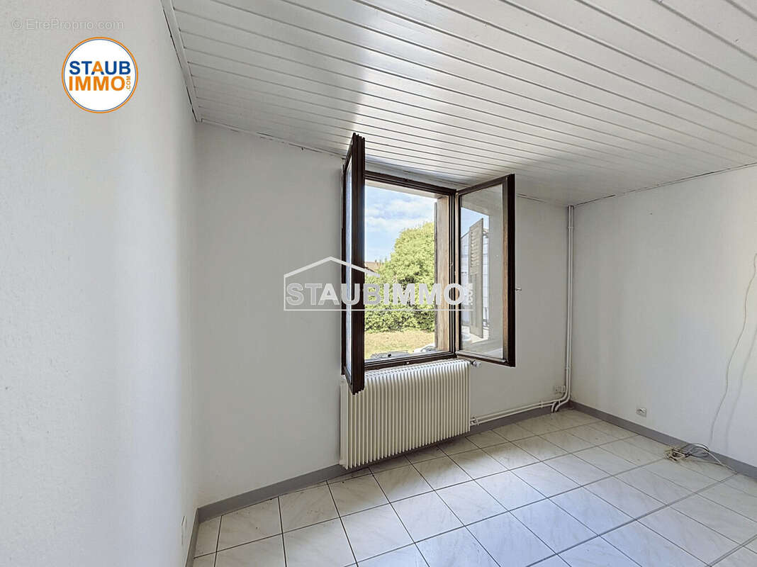 Appartement 176 m² à Huningue  - photo 5