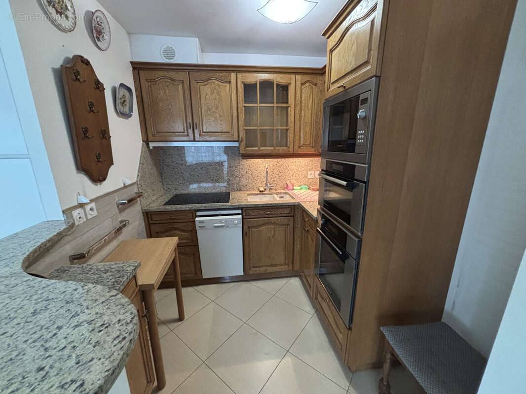 Appartement à SAINTE-GENEVIEVE-DES-BOIS