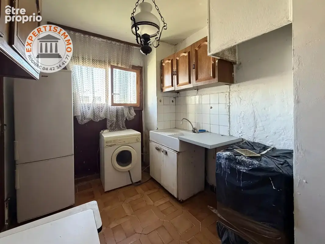 T3 traversant à rénover – balcon – prix très compétitif - photo 6