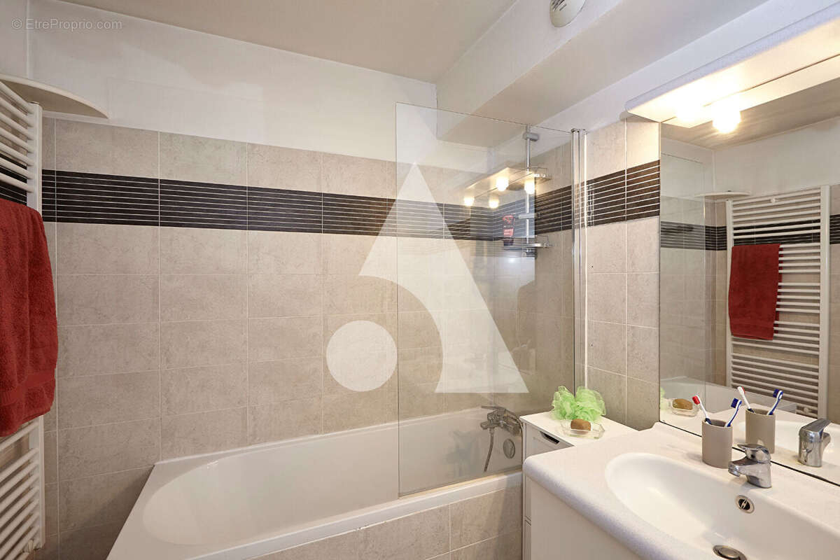 Appartement à LIMAS