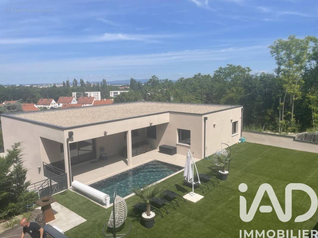 Photo 1 - Maison à CEBAZAT