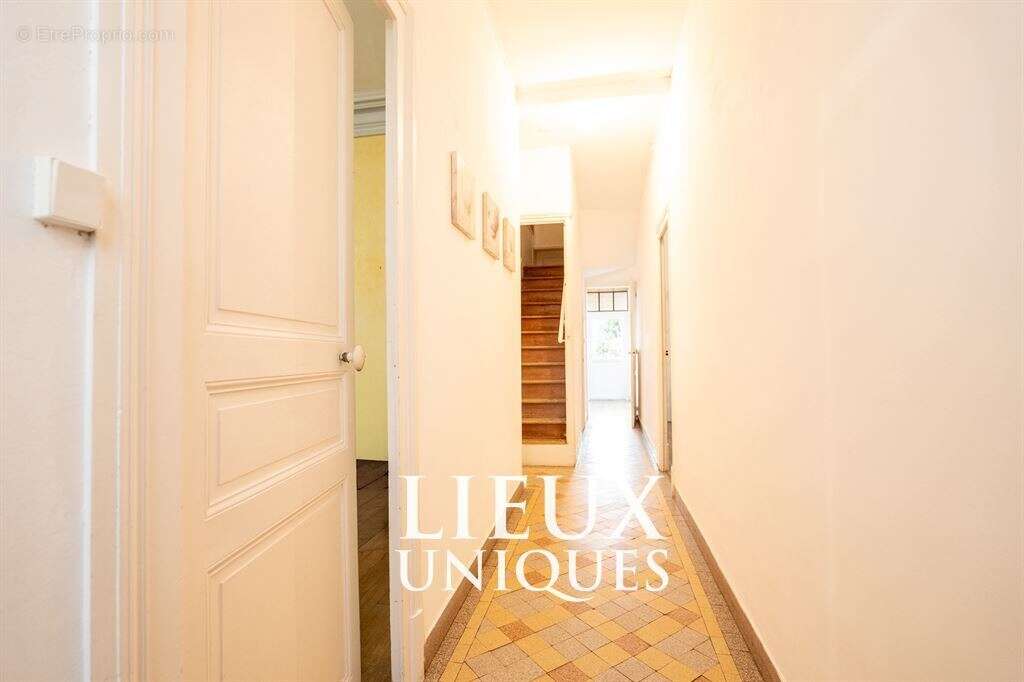 Lieux uniques ® x propriétés privées propose maison de 1930  de 134 m² hyper-centre de vendôme - photo 6