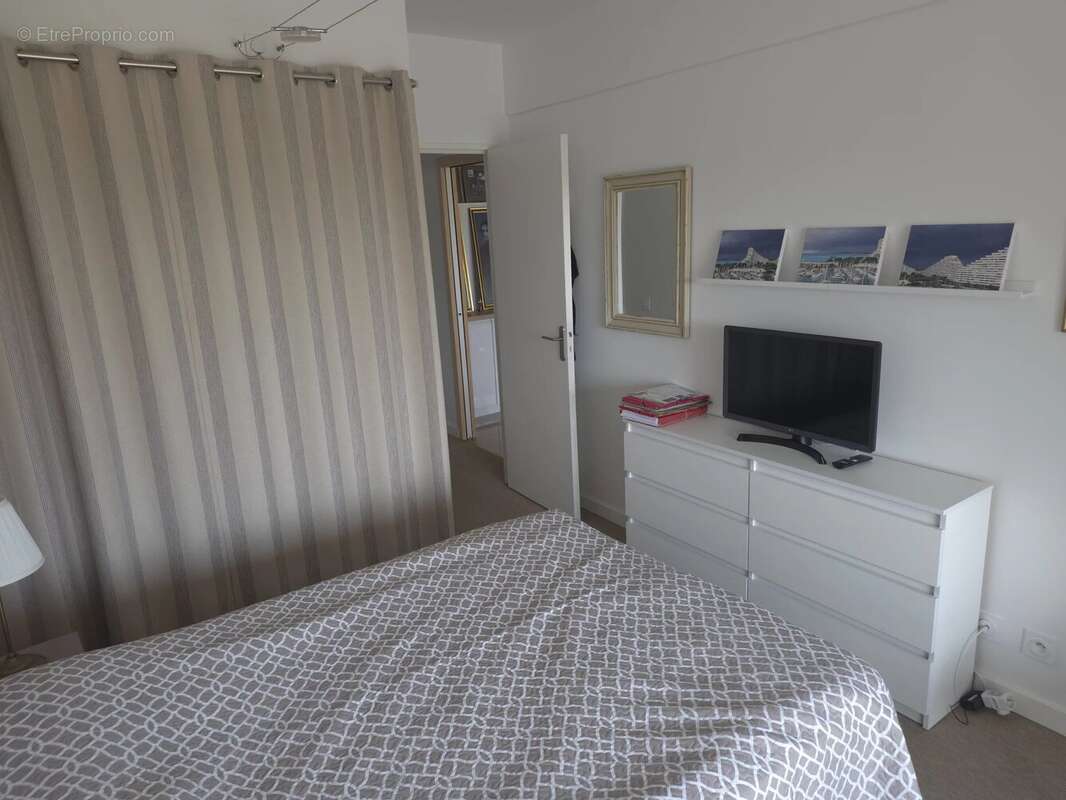 Appartement à VILLENEUVE-LOUBET