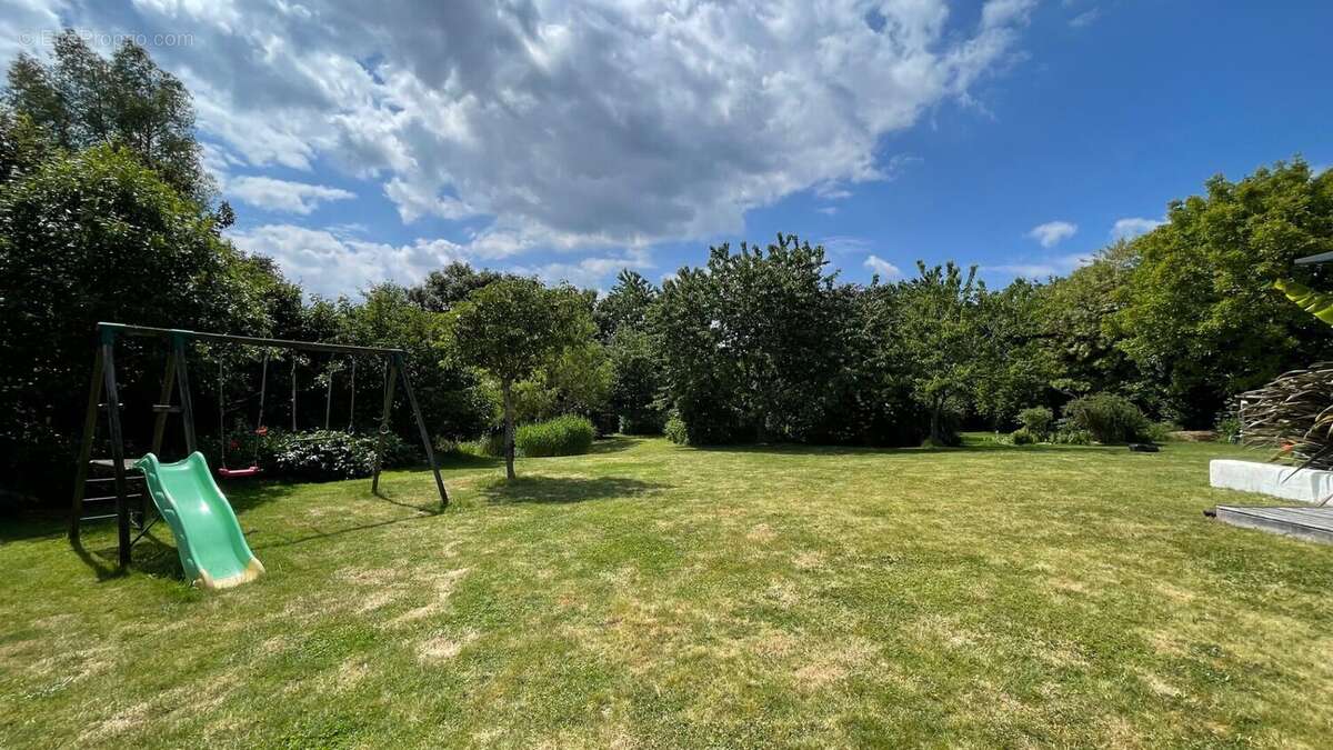 Maison à SAINT-BAUDELLE