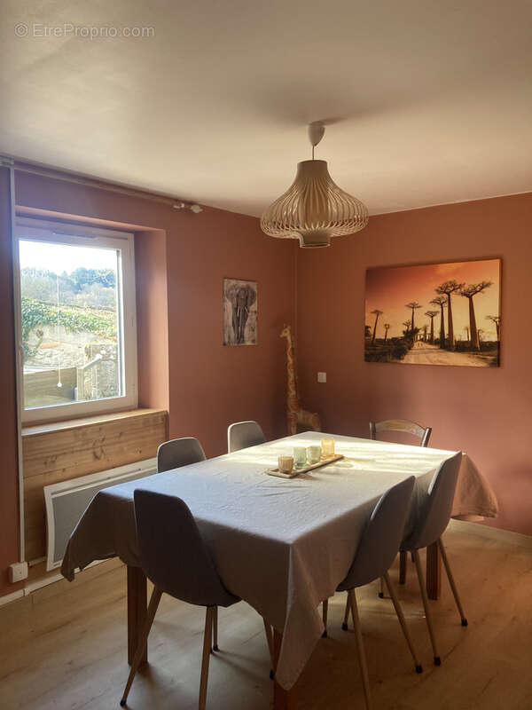 Maison à VILLARDEBELLE