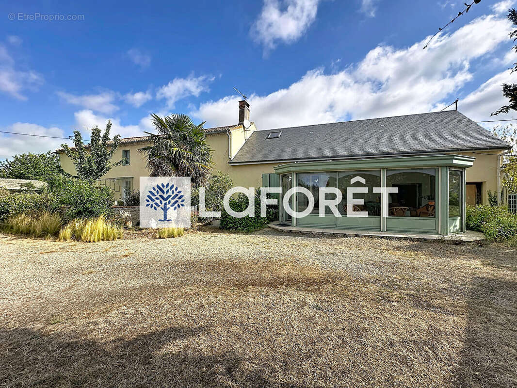 Vente maison saint-generoux - photo 2