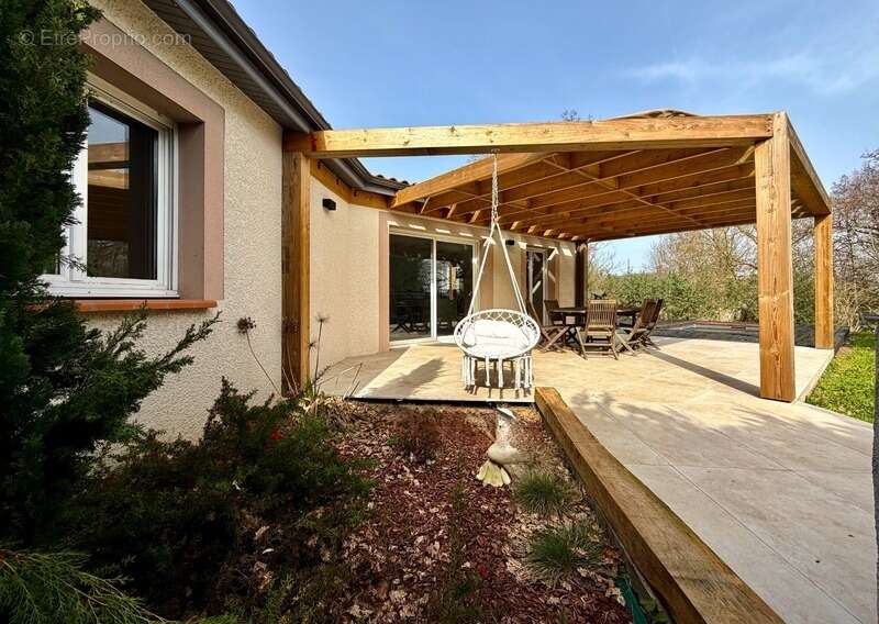 Maison à BUZET-SUR-TARN