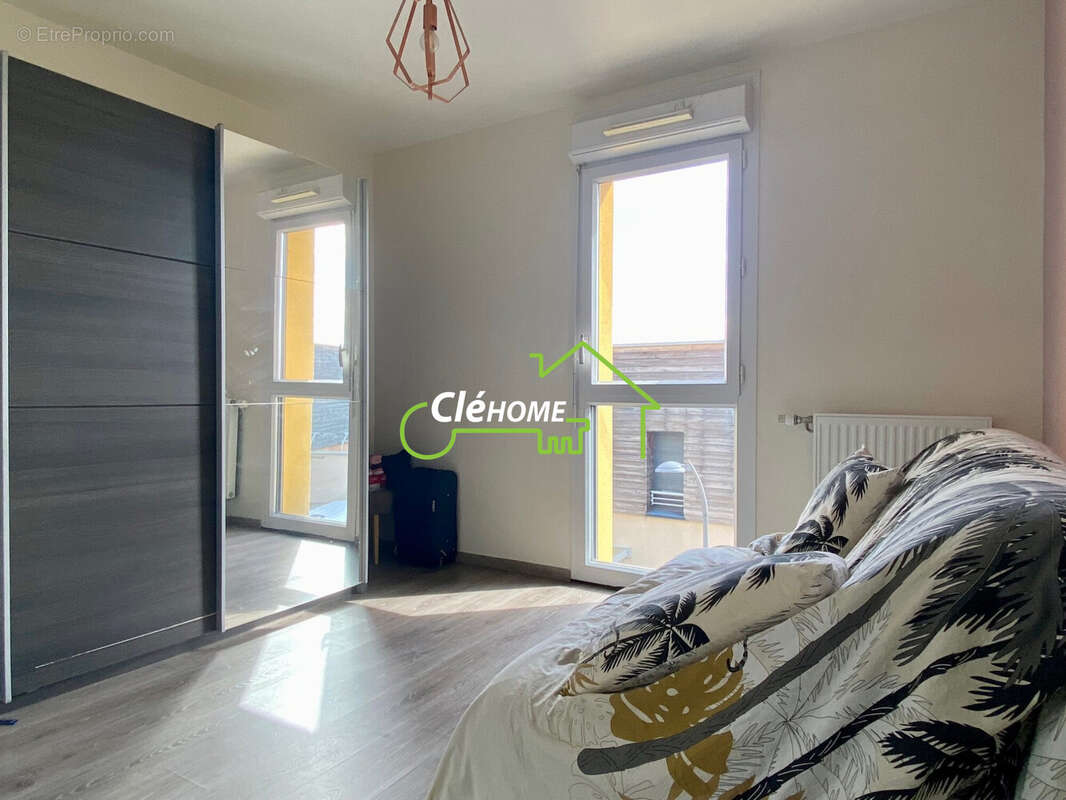 Appartement à LENTILLY