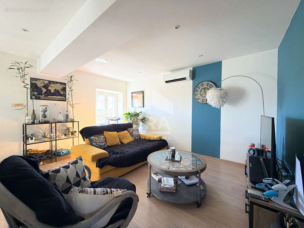 Appartement à PERTUIS