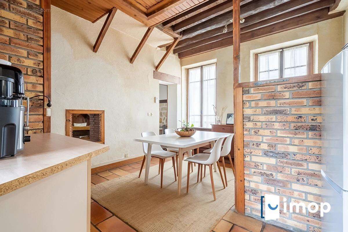 Appartement à SAINT-DENIS