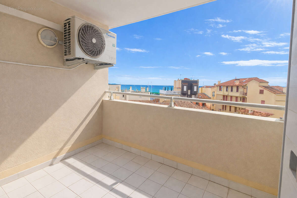Golfe Juan F2 de 33 m2 Vue Mer - photo 3