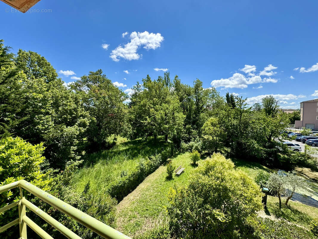 Appartement à L'ISLE-SUR-LA-SORGUE