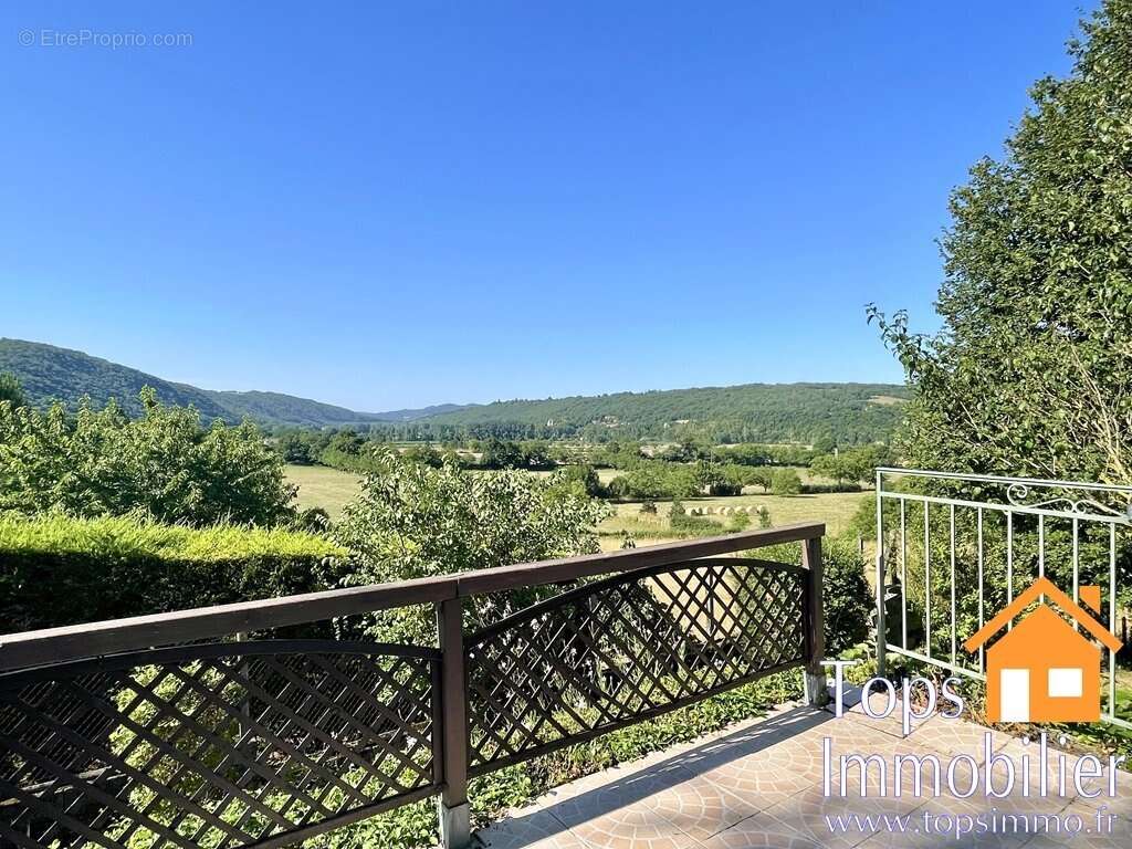 Maison à VILLEFRANCHE-DE-ROUERGUE