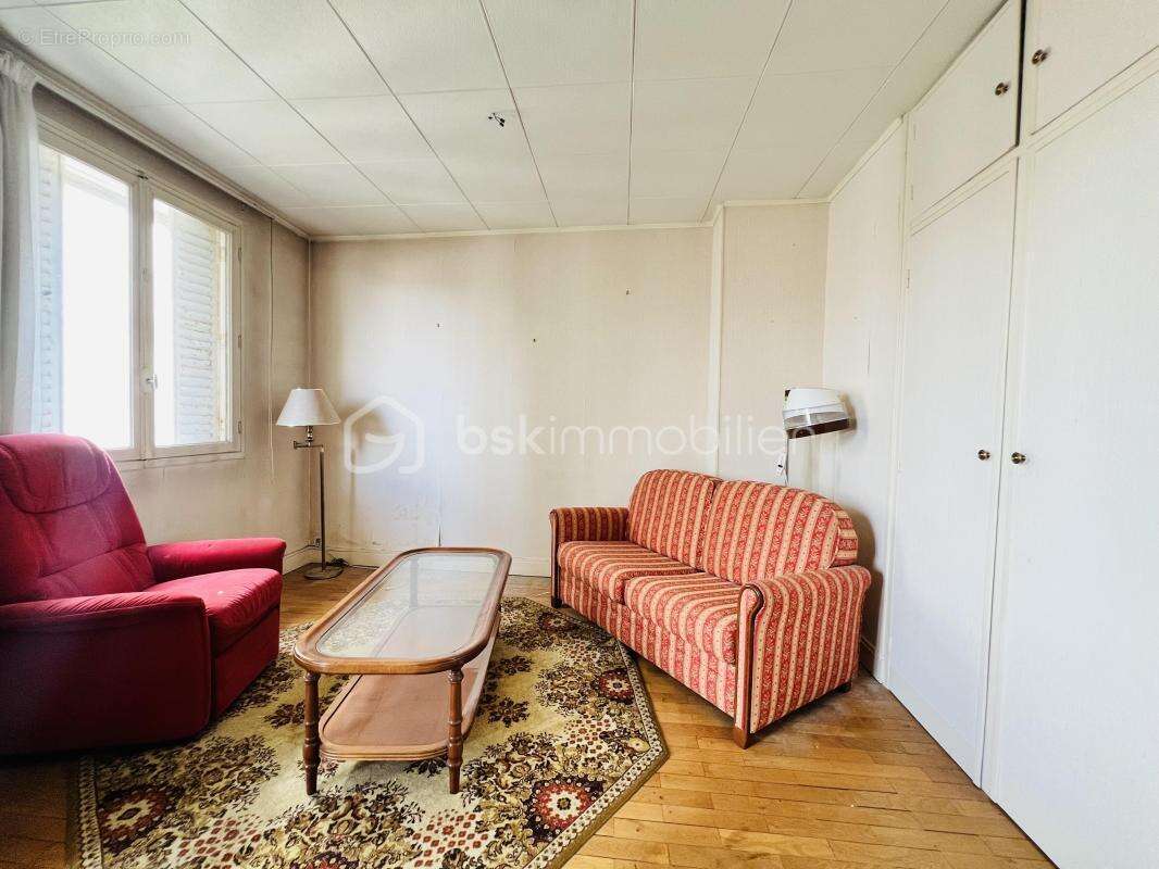 Appartement 3 PIÈCES /63 m² /3ᵉ ÉTAGE Proche des transports Métro L7 et L14 - photo 3