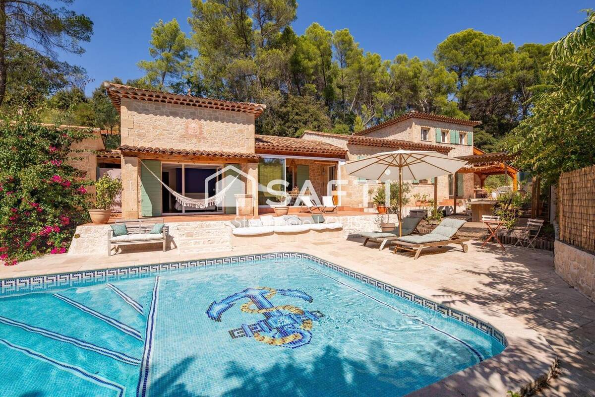 Photo 1 - Maison à LA MOTTE