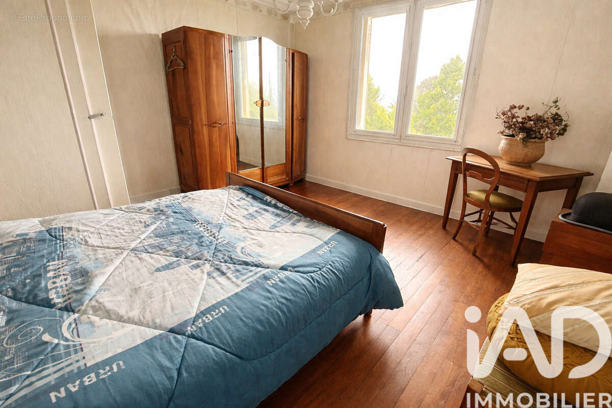 Maison 151 m² à Villiers-Le-Roux  - photo 6
